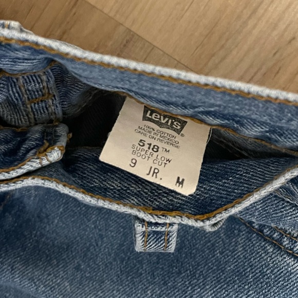 Levi’s 518 super low boot cut vintage denim - Picture 4 of 5